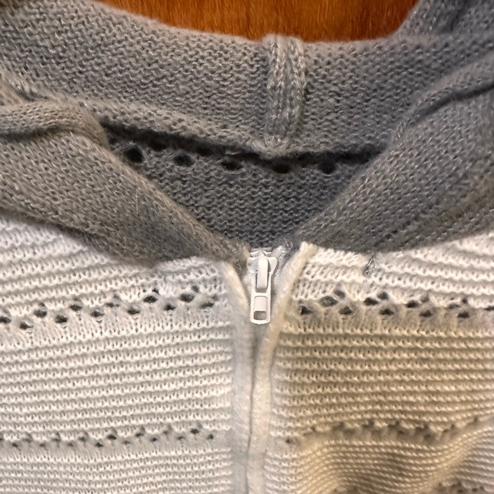 FREE WITH PURCHASE Striped Gray and Pink Women's crotchet sweater - Picture 3 of 3